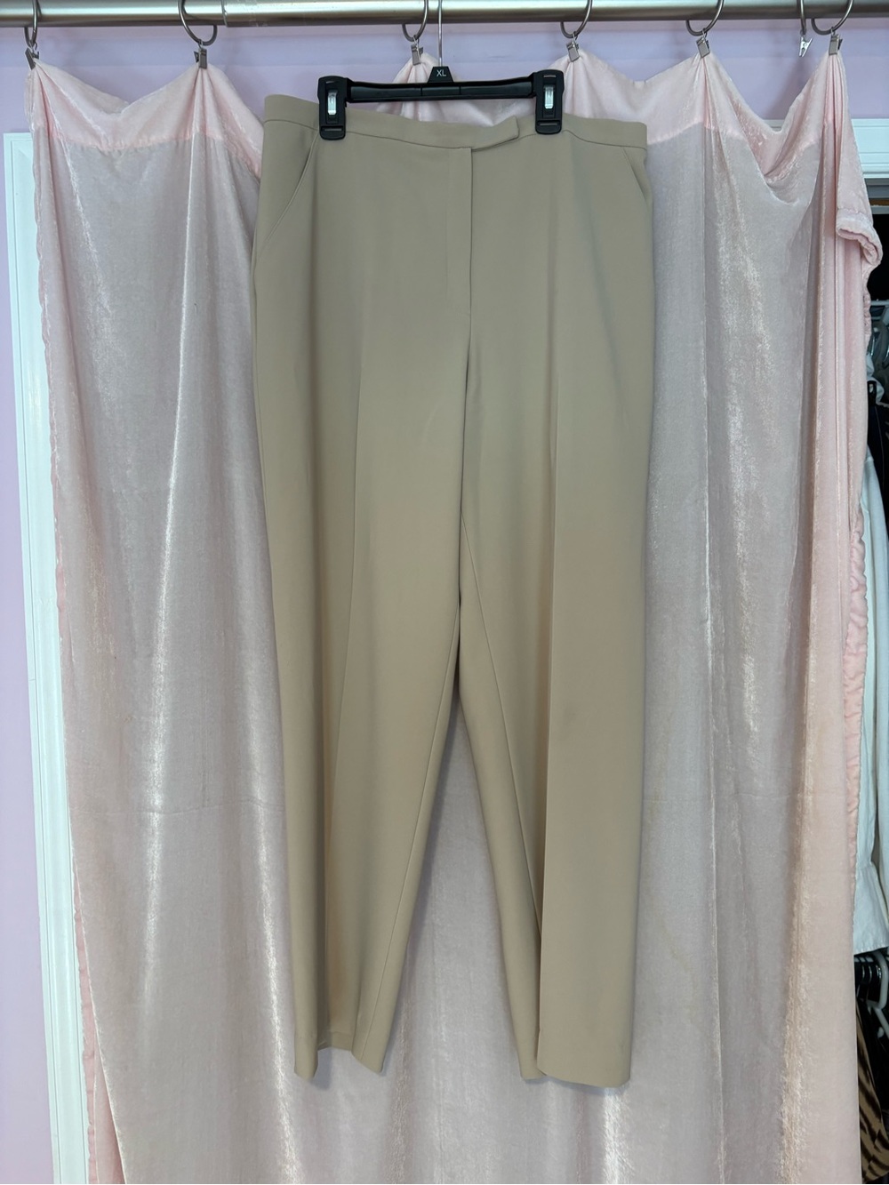 American Vintage Straight-Leg Pants in Beige